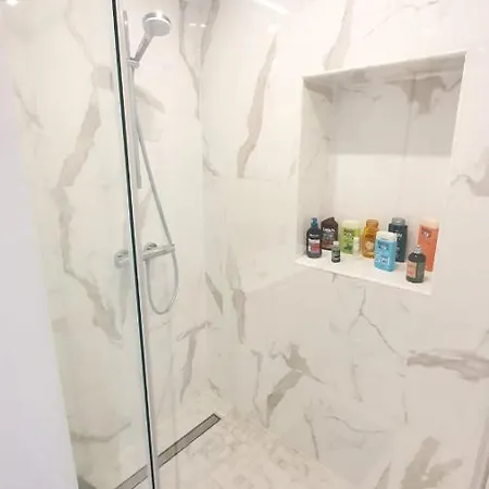 2P Luxe Neuf,Dernier Etage,Front De Mer Juan Les Pins,Wifi Appartement *