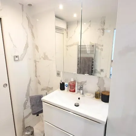 2P Luxe Neuf,Dernier Etage,Front De Mer Juan Les Pins,Wifi Antibes